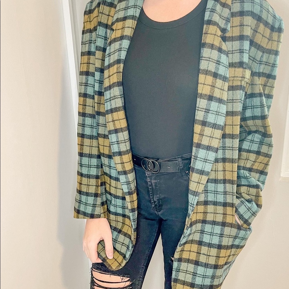 Harris/ Wallace || Plaid Blazer || No size tag fits like a small/mediun